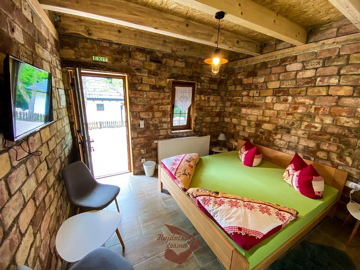 Holiday Park Hajducka Cesma Dubovsko Bagian luar foto